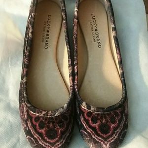 Lucky Brand. Flats